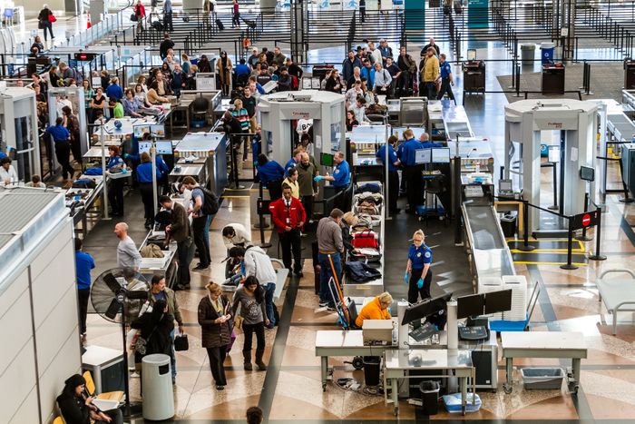 airport security guard service